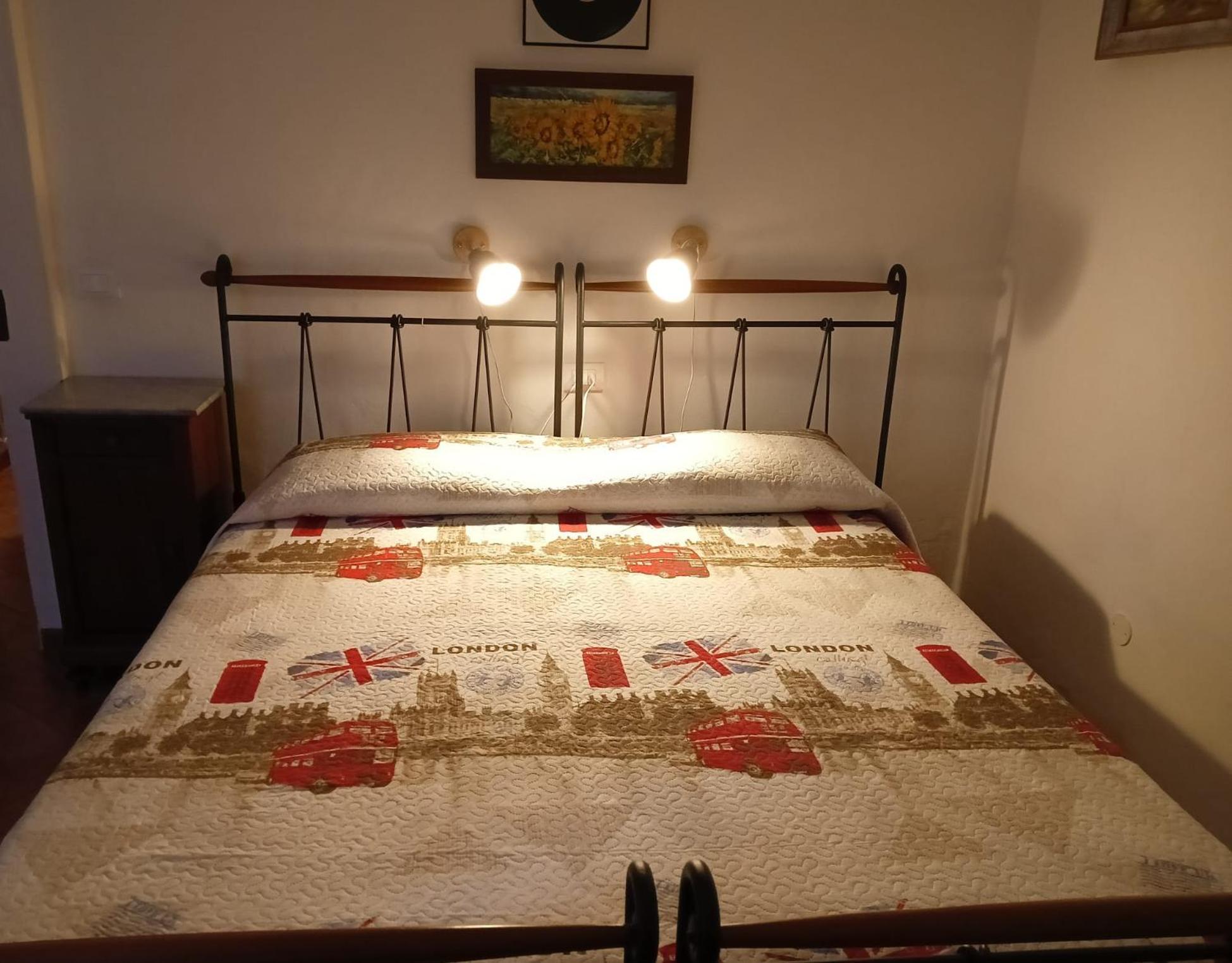 Appartamento Tipico In Centro Storico 乌尔比诺 外观 照片